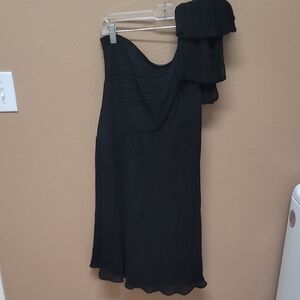 MM Couture Elegant Black One-Shoulder Dress 🖤